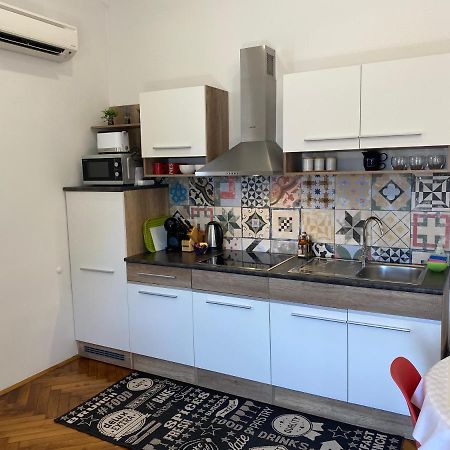 Apartment Villa Lora Pula Luaran gambar