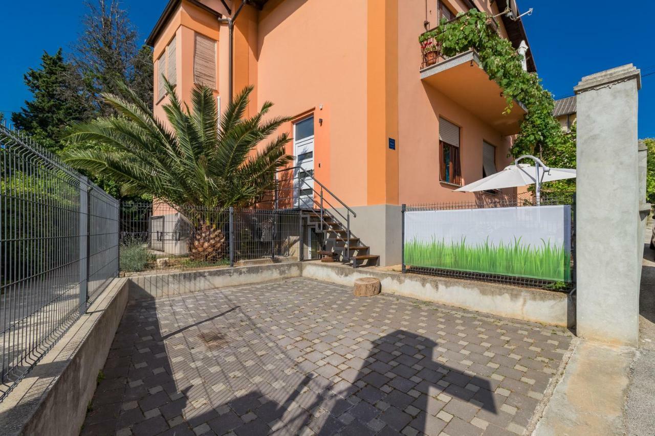 Apartment Villa Lora Pula Luaran gambar