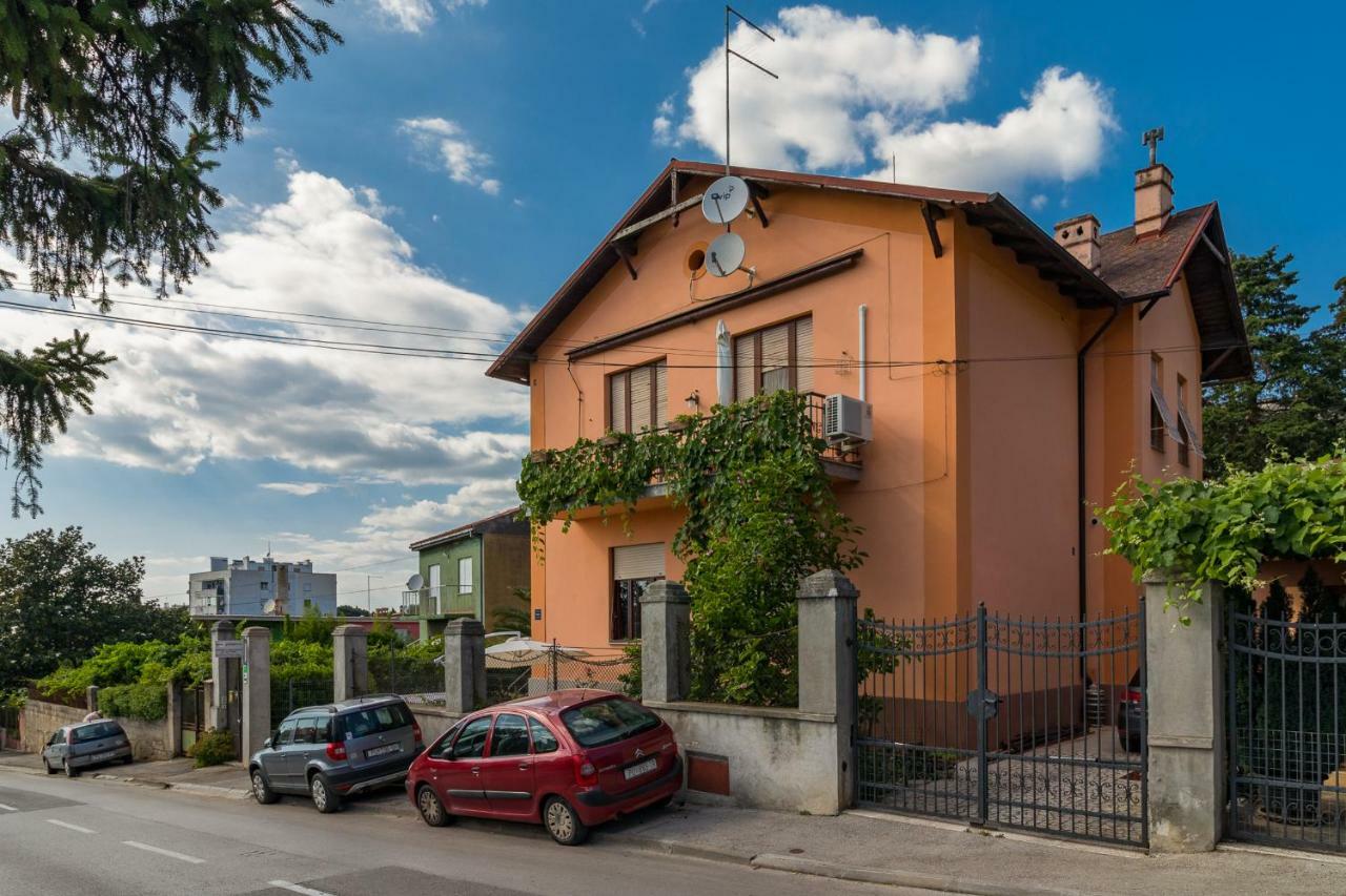Apartment Villa Lora Pula Luaran gambar