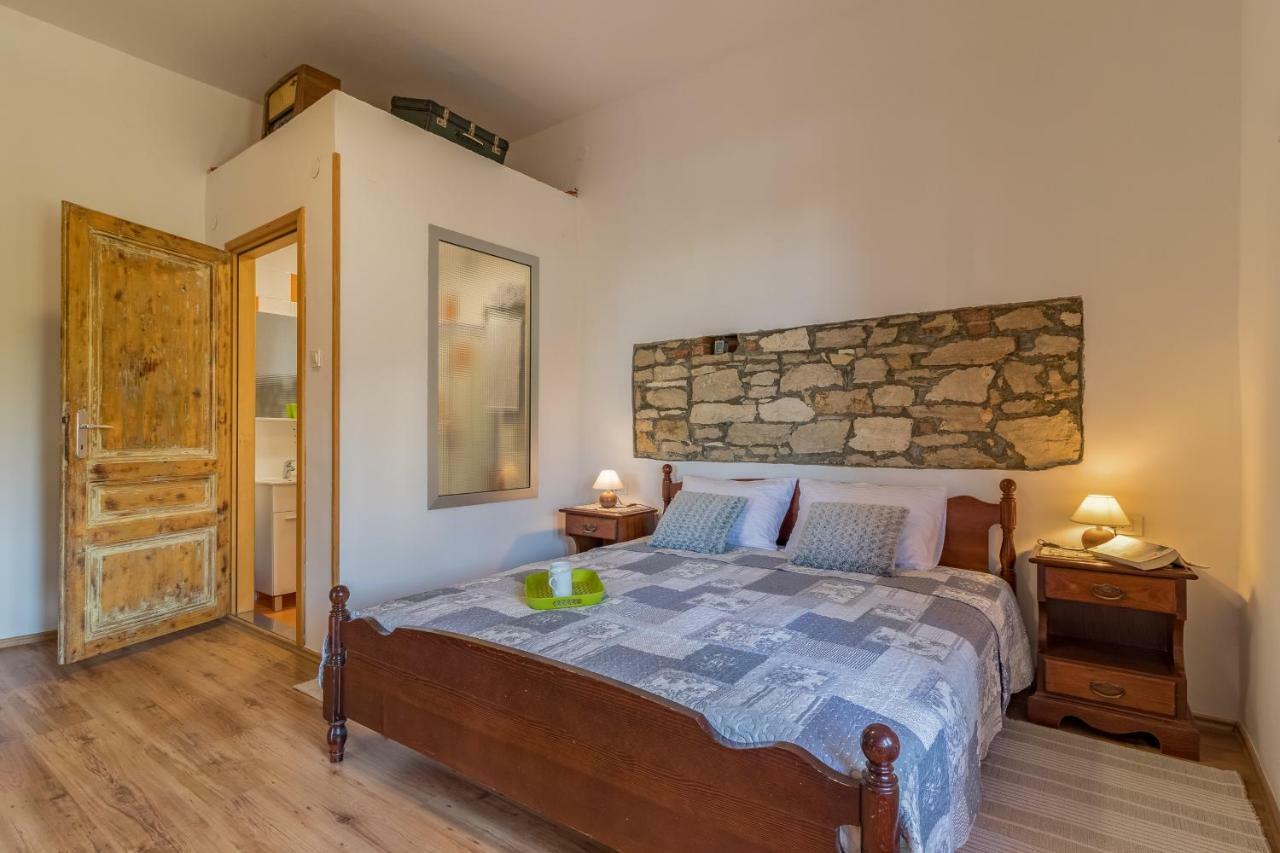 Apartment Villa Lora Pula Luaran gambar