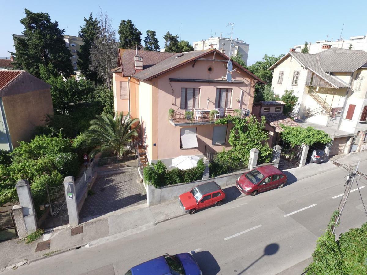 Apartment Villa Lora Pula Luaran gambar
